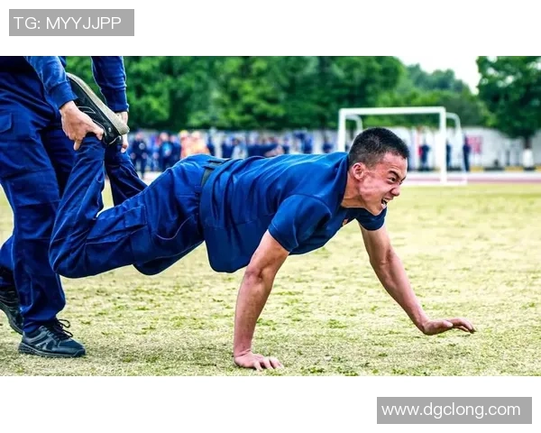 杭州足球队在钻石联赛中的拼搏历程与辉煌成就回顾 杭州足球队在钻石联赛中的拼搏历程与辉煌成就回顾