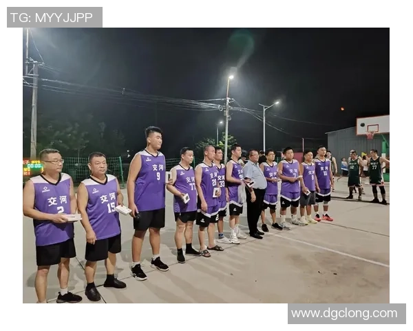 深圳篮球队的拼搏之路：城市联赛中的荣耀与挑战