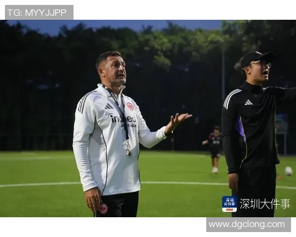 深圳足球队心理素质排名第一揭示球队成功背后的秘密与潜力 深圳足球队心理素质排名第一揭示球队成功背后的秘密与潜力