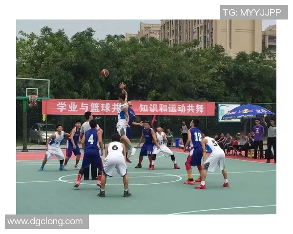 赛后分析:广州篮球队与成都篮球队的表现及状态对比解析