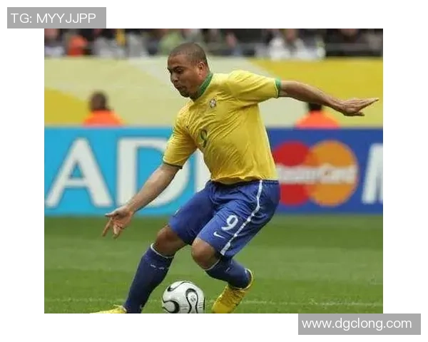 足球巨星独特过人技巧揭秘助你提升球场表现与魅力