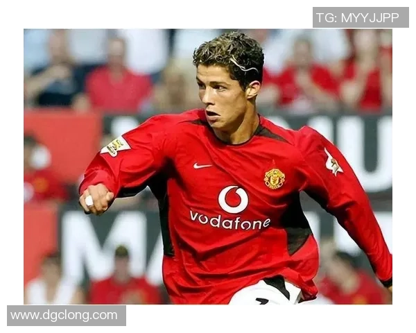 足球明星中的传奇罗纳尔多如何改变了世界足球的格局与魅力