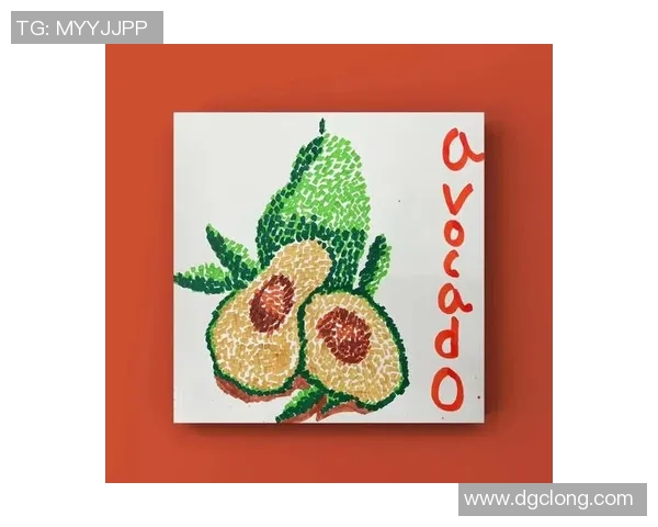 足球明星在水果海洋中尽情享受健康生活的奇妙时刻