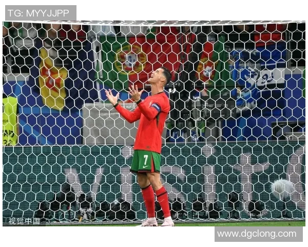 足球明星点球集锦精彩瞬间回顾与技术分析 足球明星点球集锦精彩瞬间回顾与技术分析