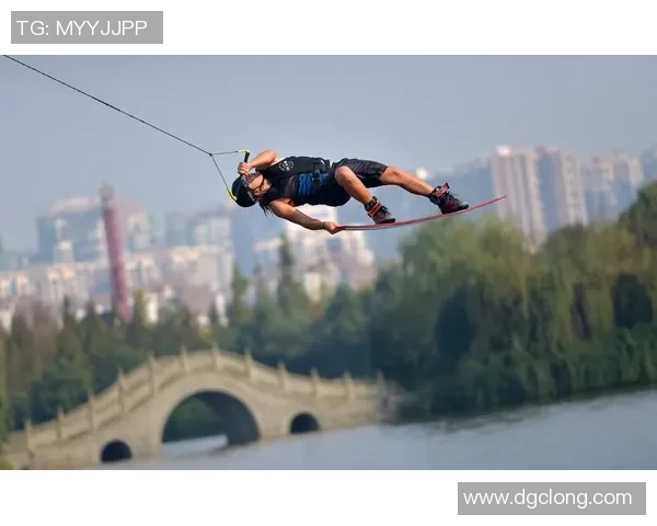 极限运动巨献：探秘成都极限运动队的节奏